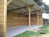 Abri agricole 4M X 8M murs en clins de 40 mm H:3.5M Abri agricole 4M X 8M murs en clins de 40 mm H:3.5M